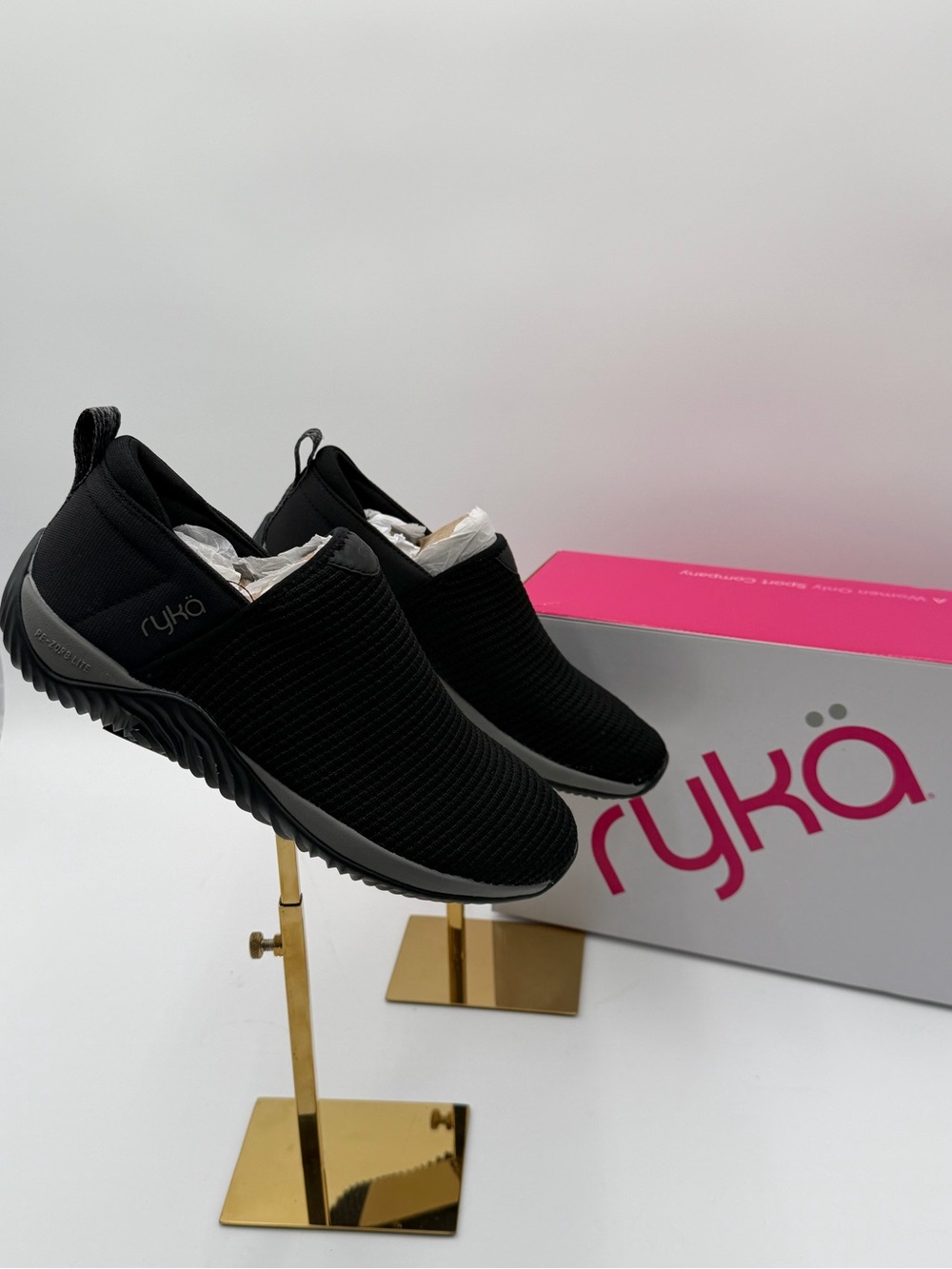 NWT Ryka Echo Unwind Trail Slip-On Sneakers Black Women’s 6.5 Medium